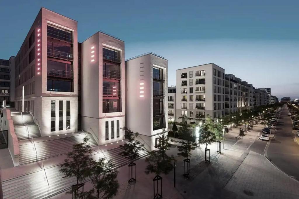 Apartment Luxurious Penthouse -breathtaking Rooftop Terrace Düsseldorf